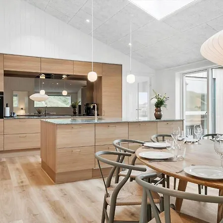 364-harboore-crownvej-14-d * Harboør